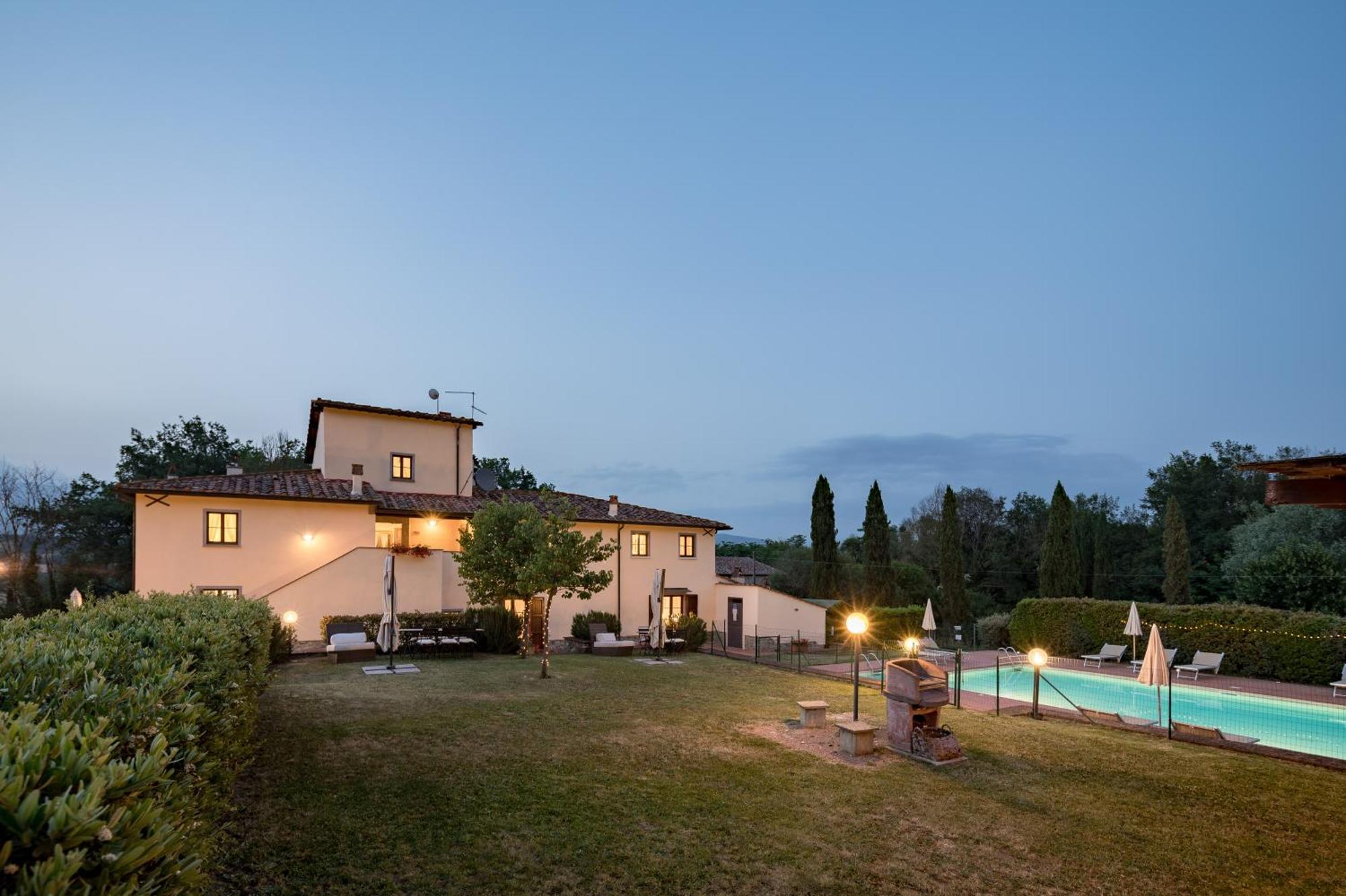 Borgo Santa Maria In Valle 拉泰里纳 外观 照片