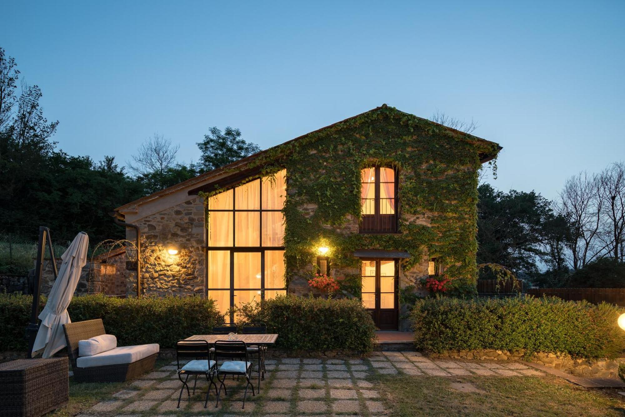 Borgo Santa Maria In Valle 拉泰里纳 外观 照片
