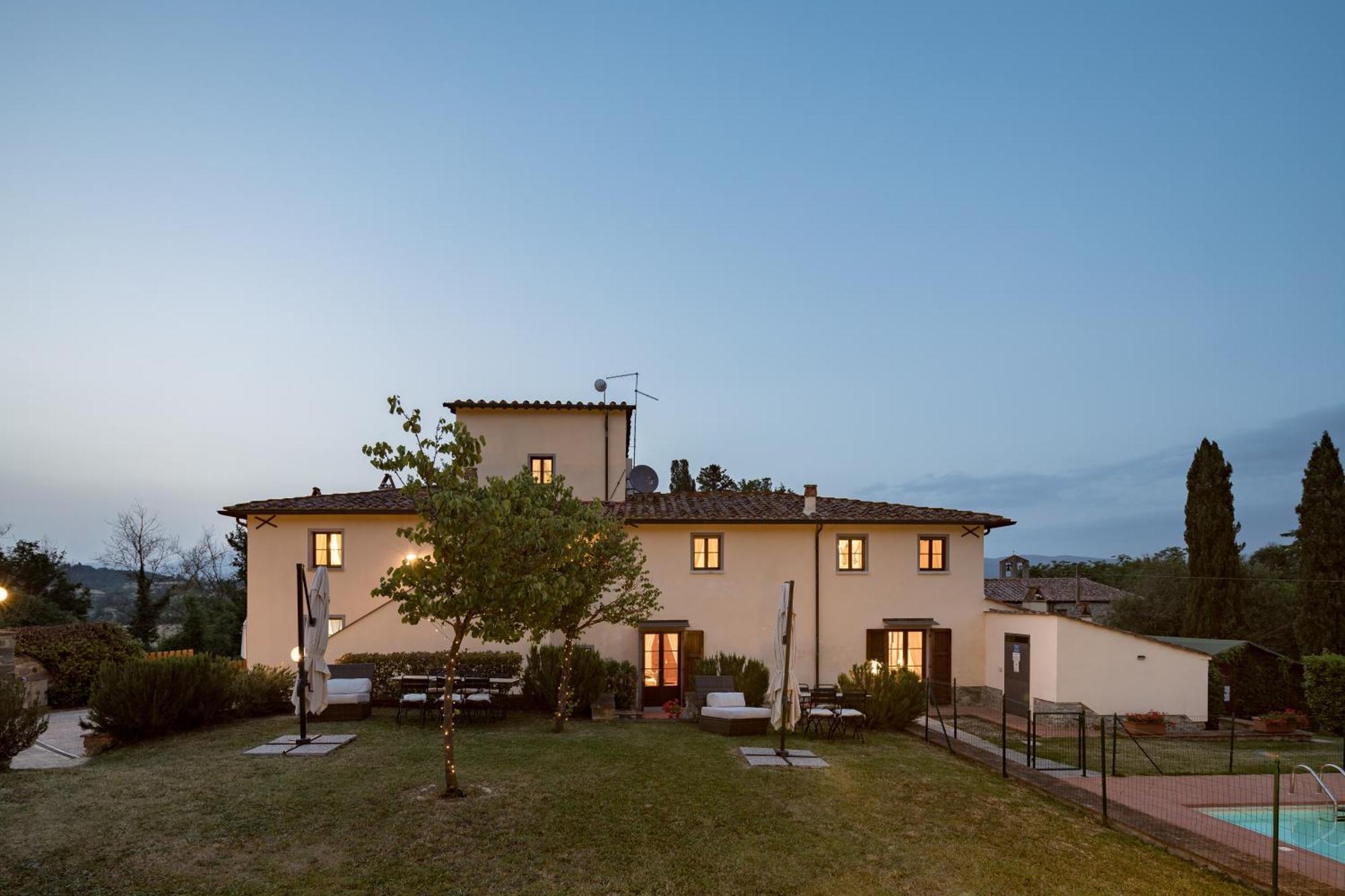 Borgo Santa Maria In Valle 拉泰里纳 外观 照片
