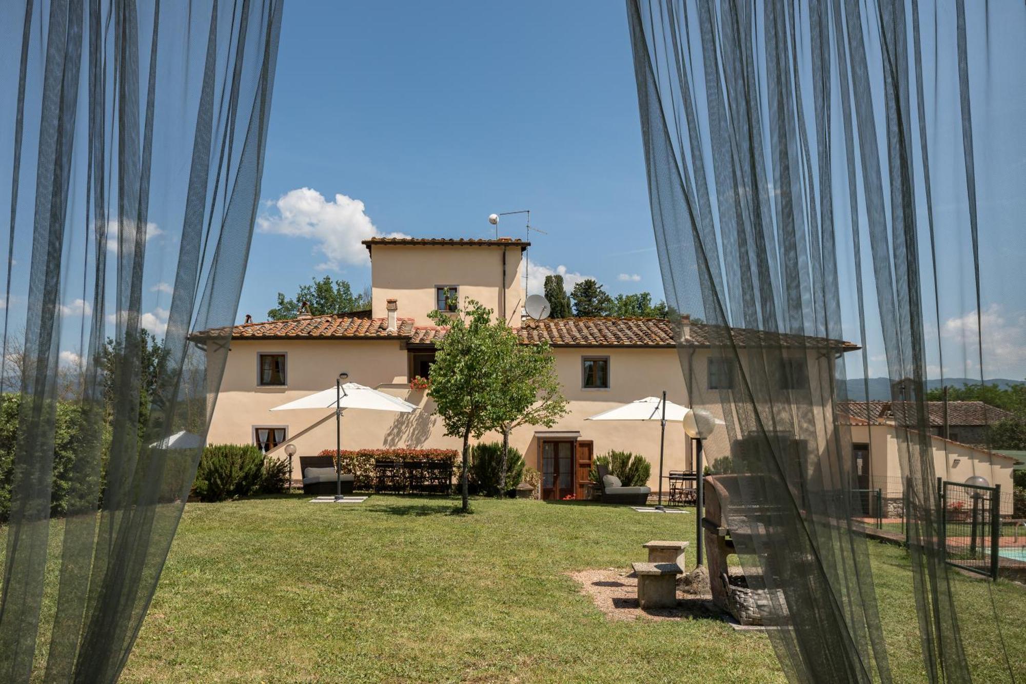 Borgo Santa Maria In Valle 拉泰里纳 外观 照片