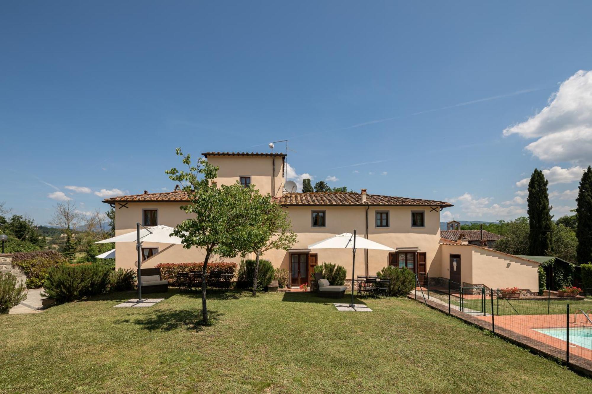 Borgo Santa Maria In Valle 拉泰里纳 外观 照片