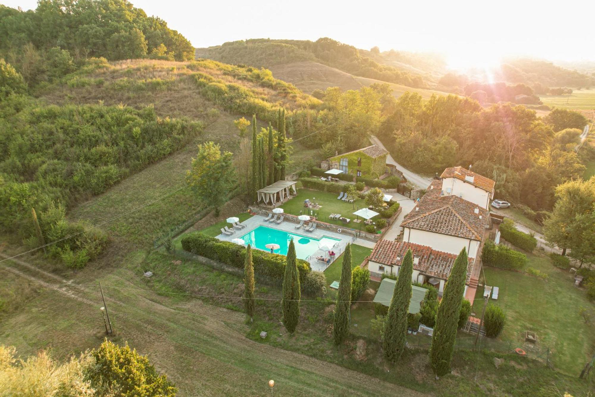 Borgo Santa Maria In Valle 拉泰里纳 外观 照片