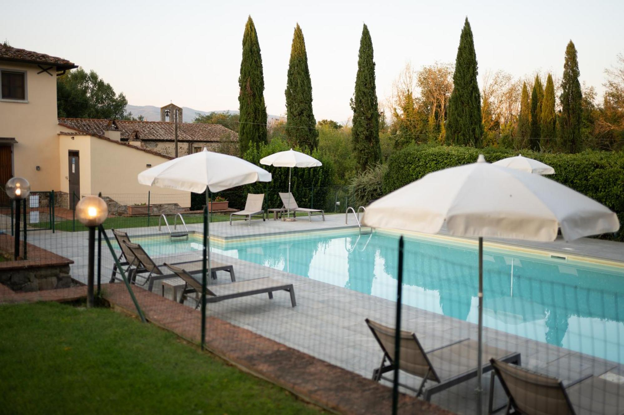 Borgo Santa Maria In Valle 拉泰里纳 外观 照片