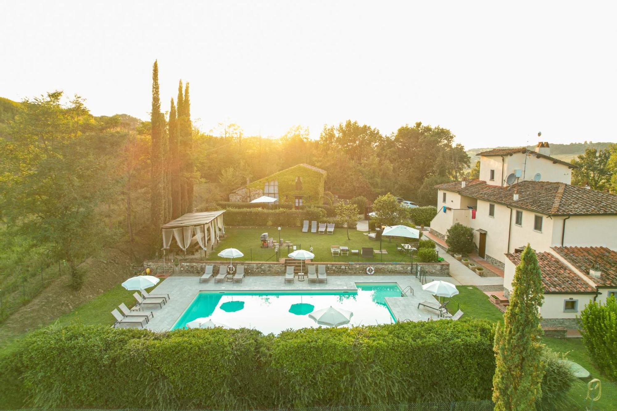Borgo Santa Maria In Valle 拉泰里纳 外观 照片