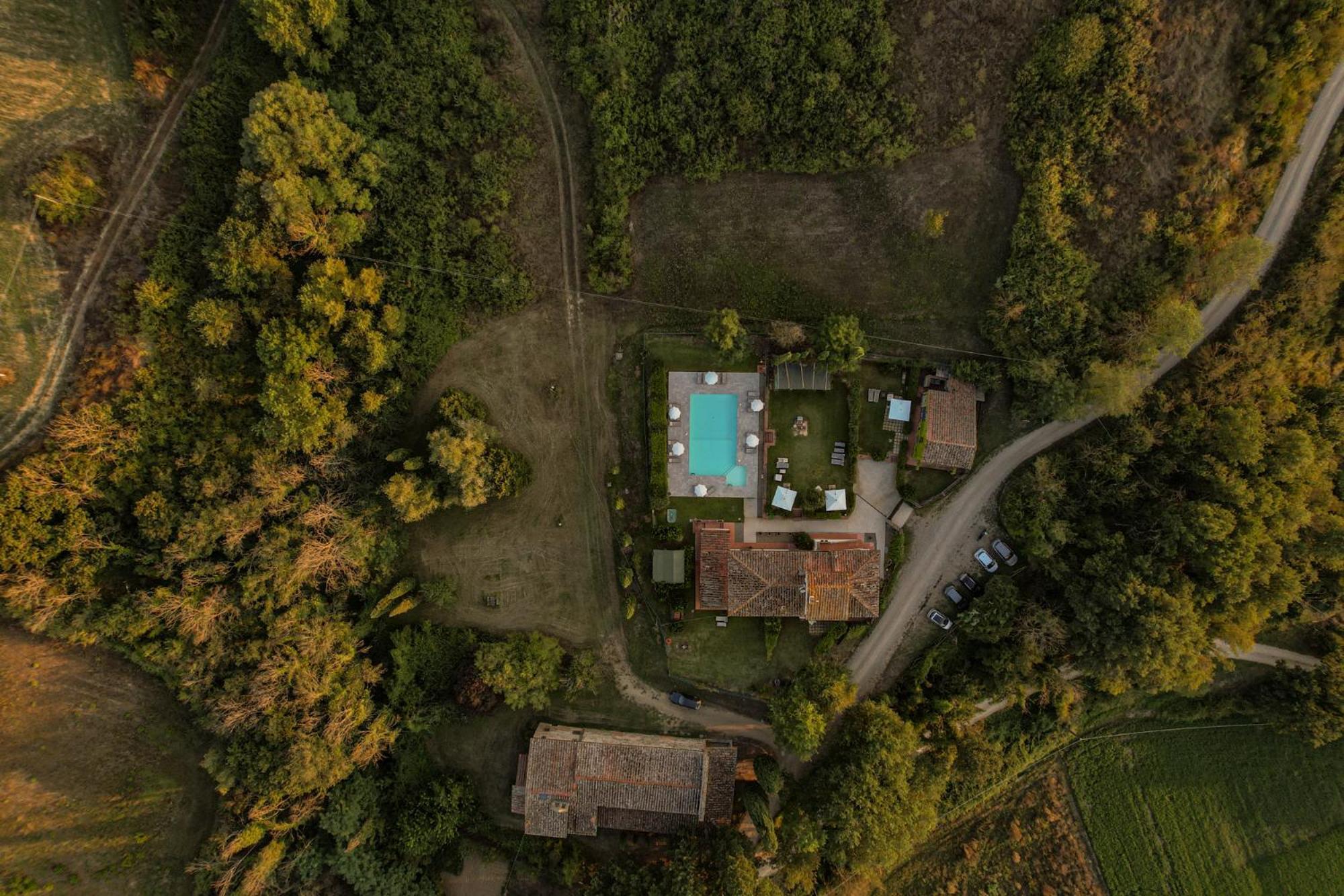 Borgo Santa Maria In Valle 拉泰里纳 外观 照片