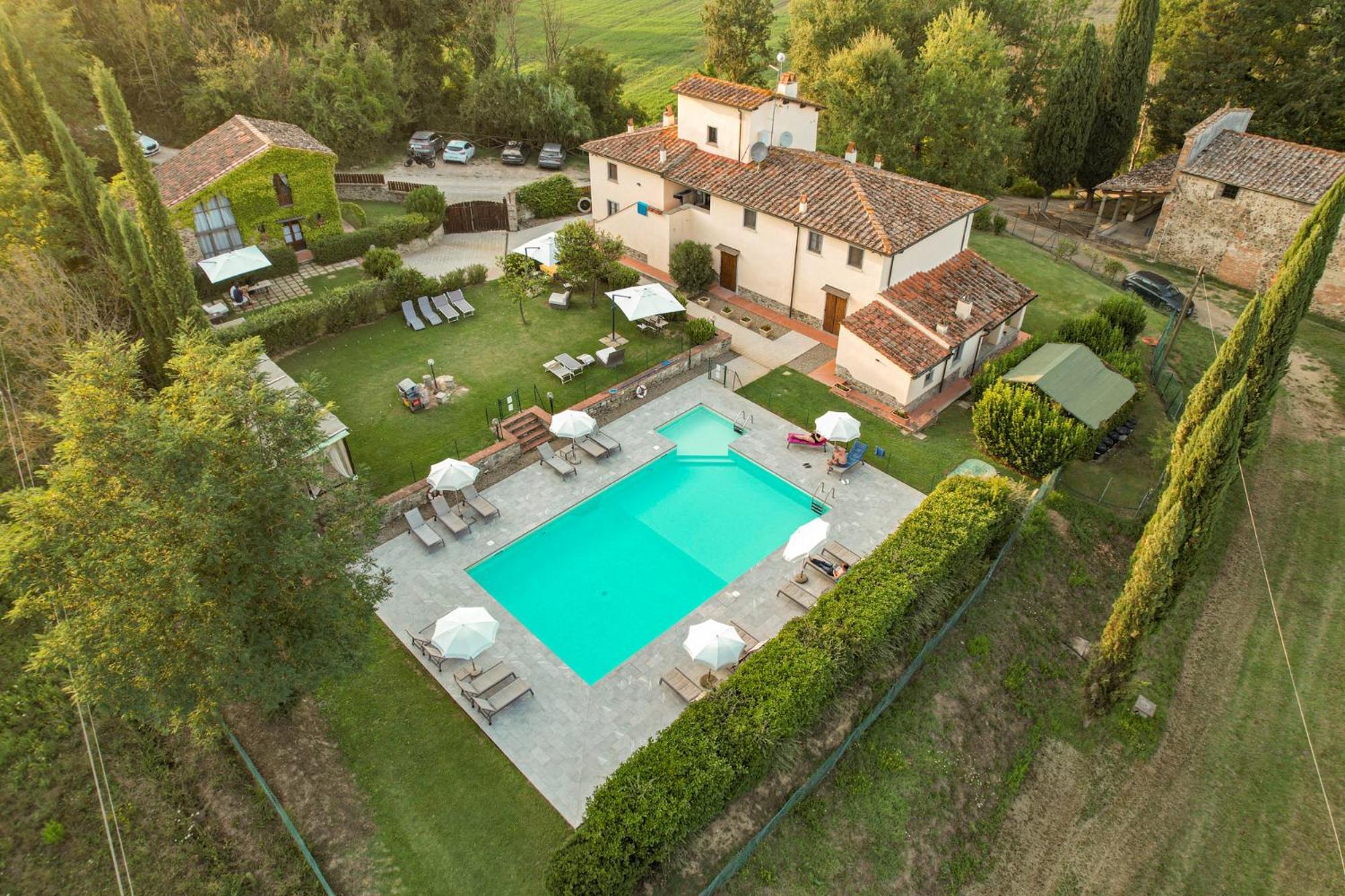 Borgo Santa Maria In Valle 拉泰里纳 外观 照片